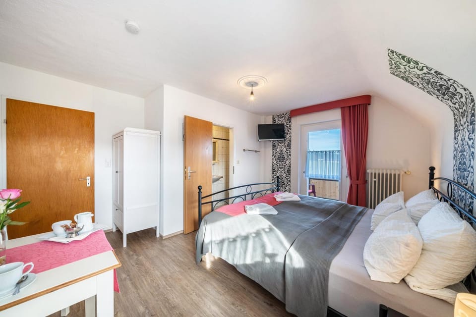 Property building, Living room, Bedroom