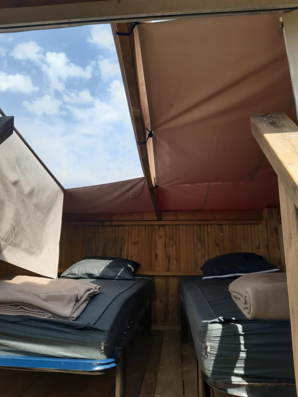 Camping Onlycamp L'Orée Des Boires Campground/ 
RV Resort in Brittany