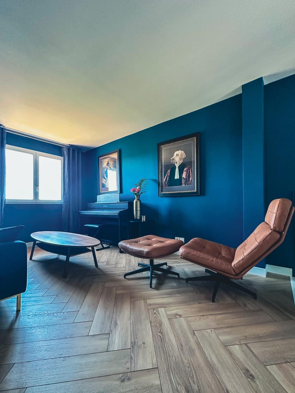 Living room, Seating area