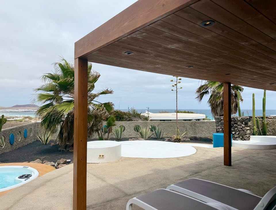Natural landscape, Hot Tub, Sea view