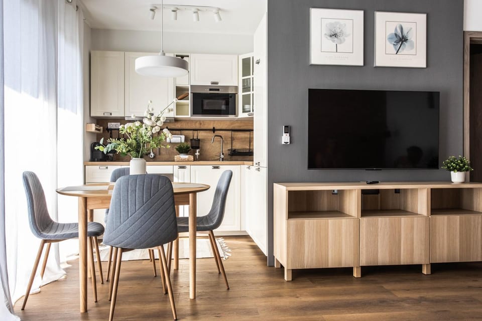 TV and multimedia, Kitchen or kitchenette, Dining area