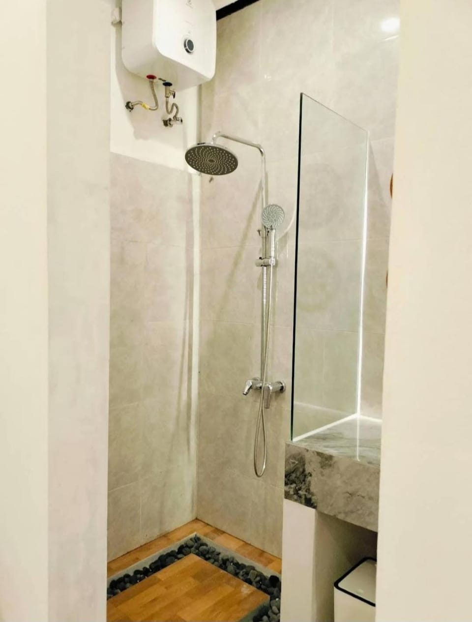 Shower, Bathroom