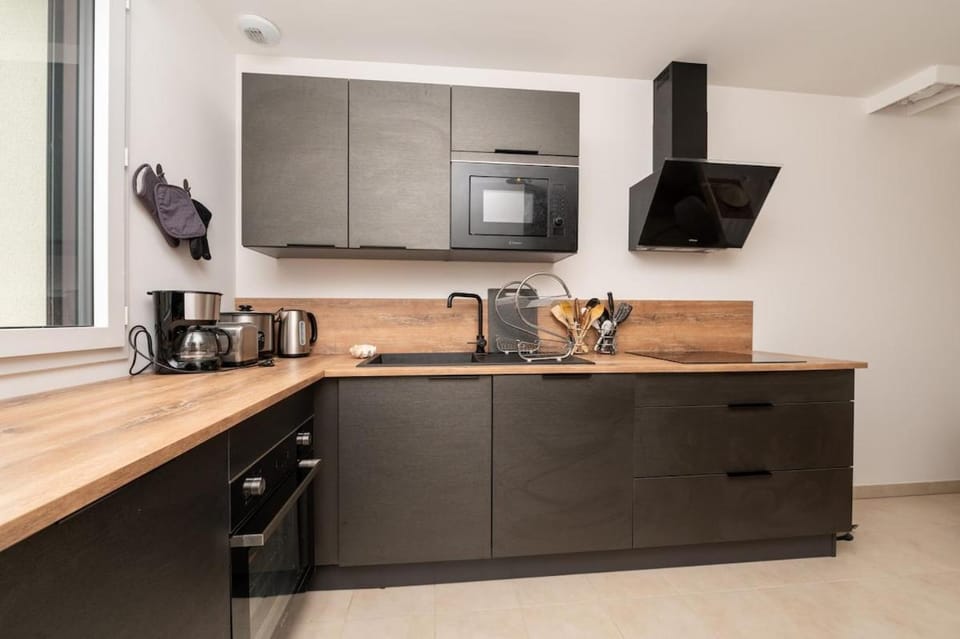 Kitchen or kitchenette, stove