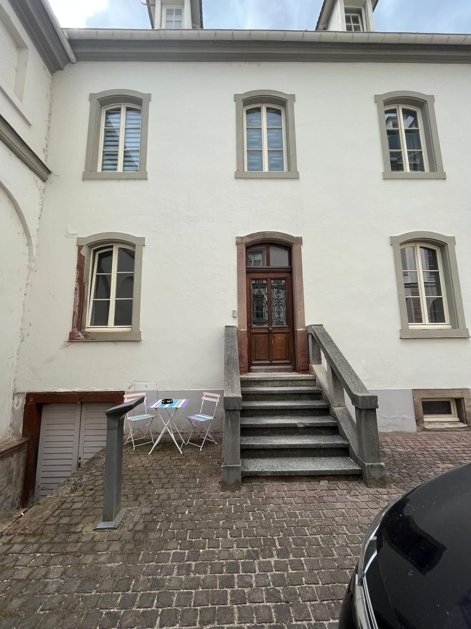 Property building, Facade/entrance