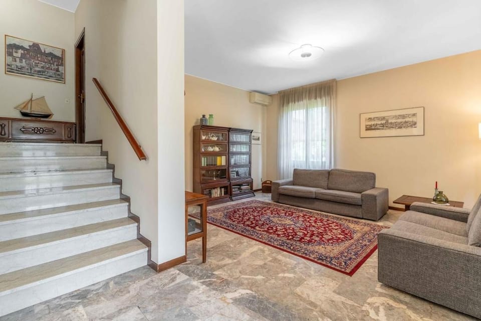 Unipol Forum- Concerts e Olympics- Villa Betulla Villa in Milan