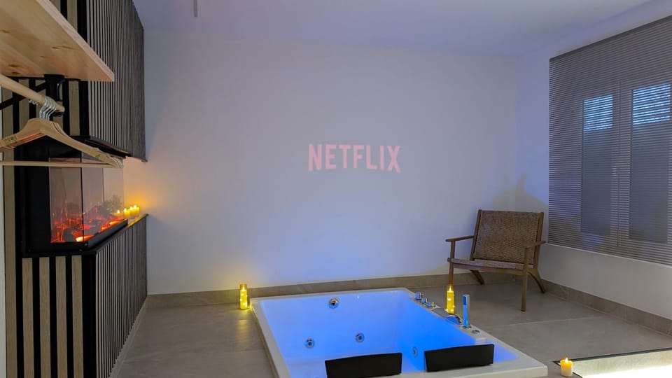 Hot Tub, Hot Tub, TV and multimedia