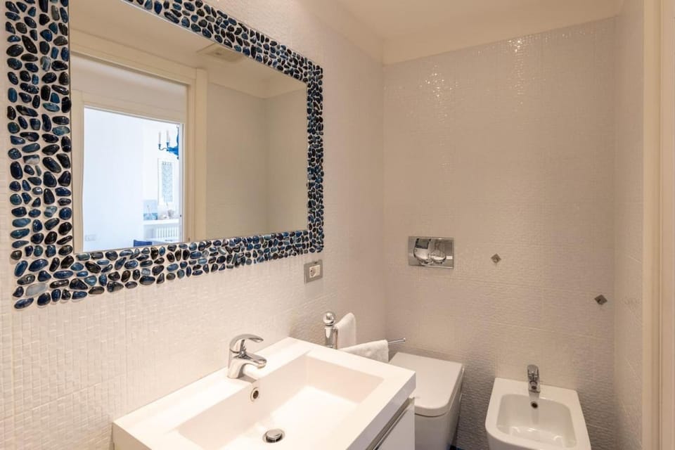 ViaDritta8 - Old Town Apartment in Bordighera