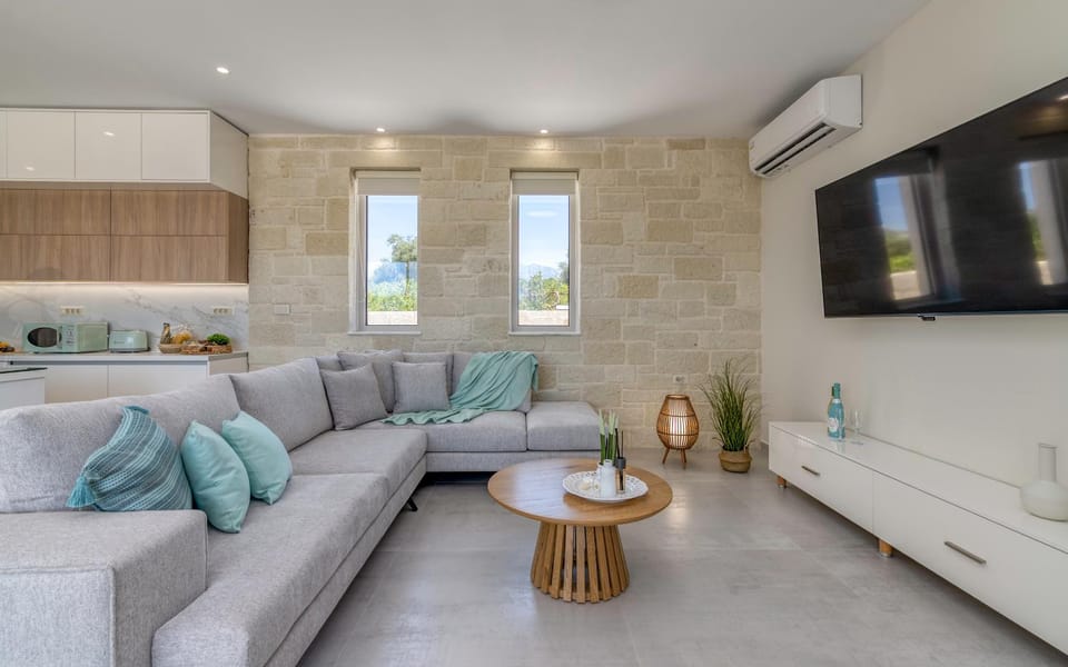 TV and multimedia, Living room, Seating area