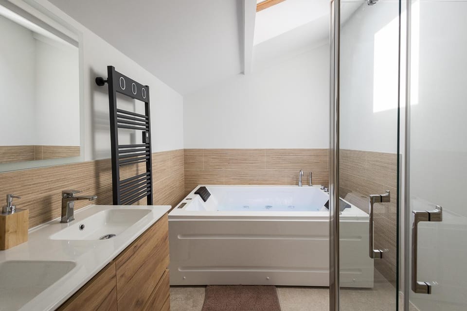 Shower, Bathroom, Bath