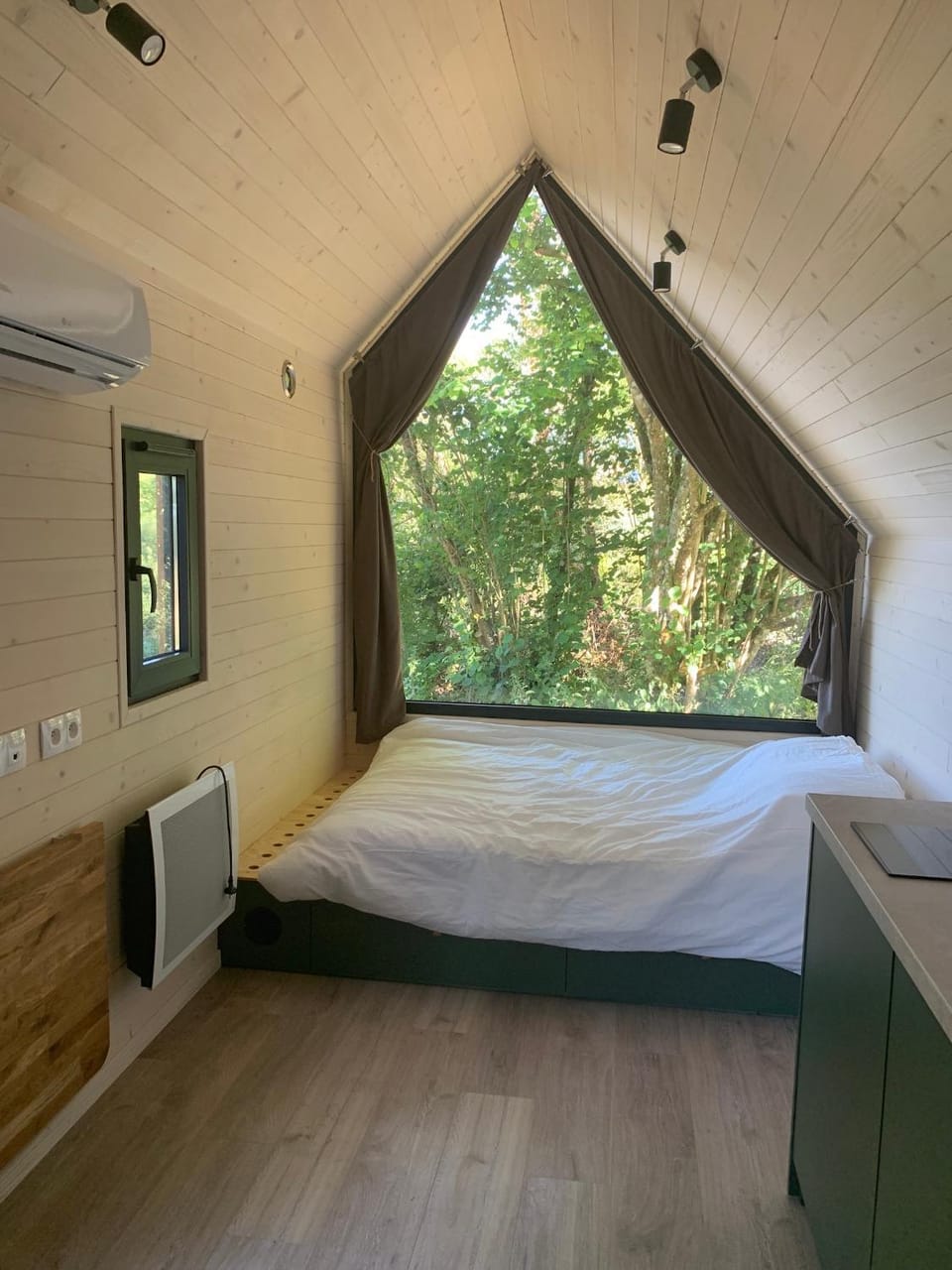 Tiny sur Conie Avec volupté Nature lodge in Centre-Val de Loire