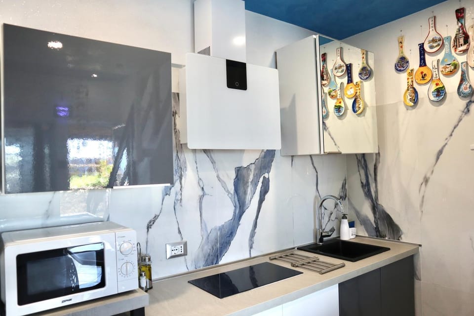 Suite Crudi On The Sea Apartment in Varazze