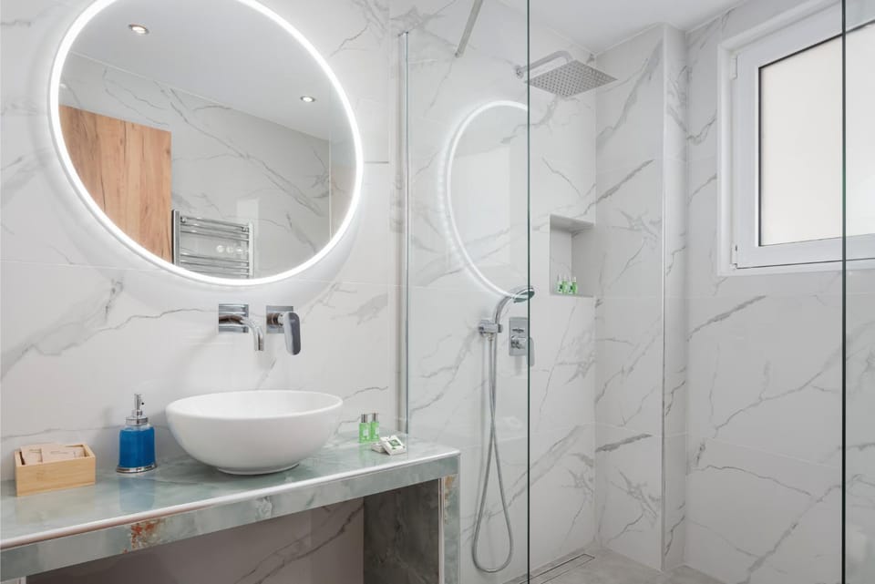 Shower, Bathroom, towels