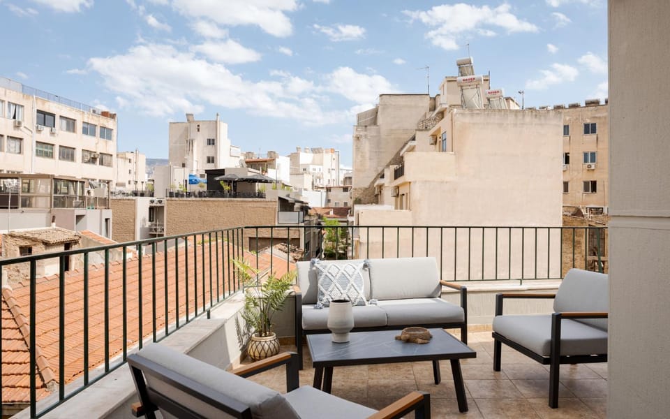 View (from property/room), Balcony/Terrace, Seating area