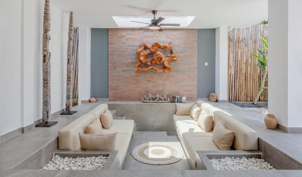 Living room, Decorative detail