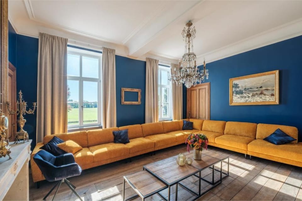 Château d'Ouffet Gite 30 personnes avec piscine et sauna House in Wallonia, Belgium