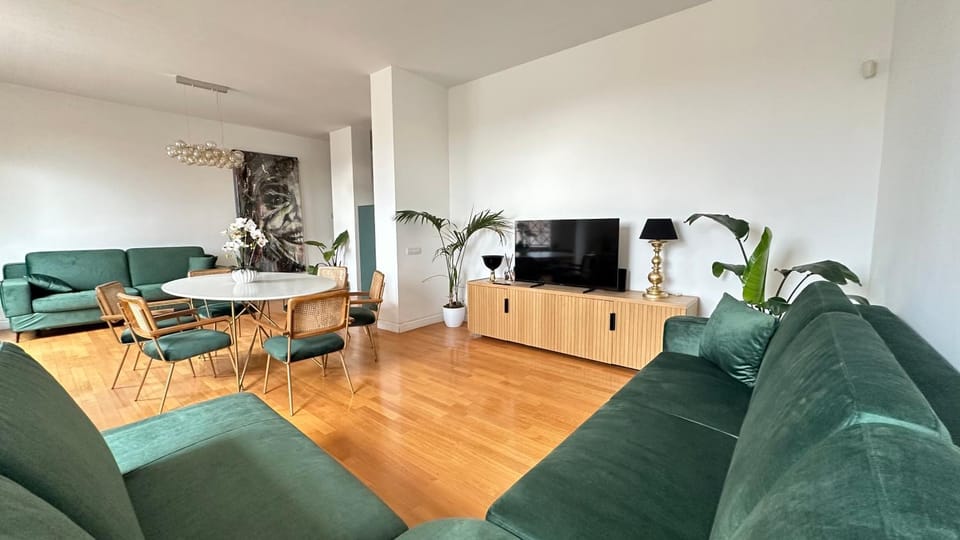 Colosseo Deluxe YH House in Rome
