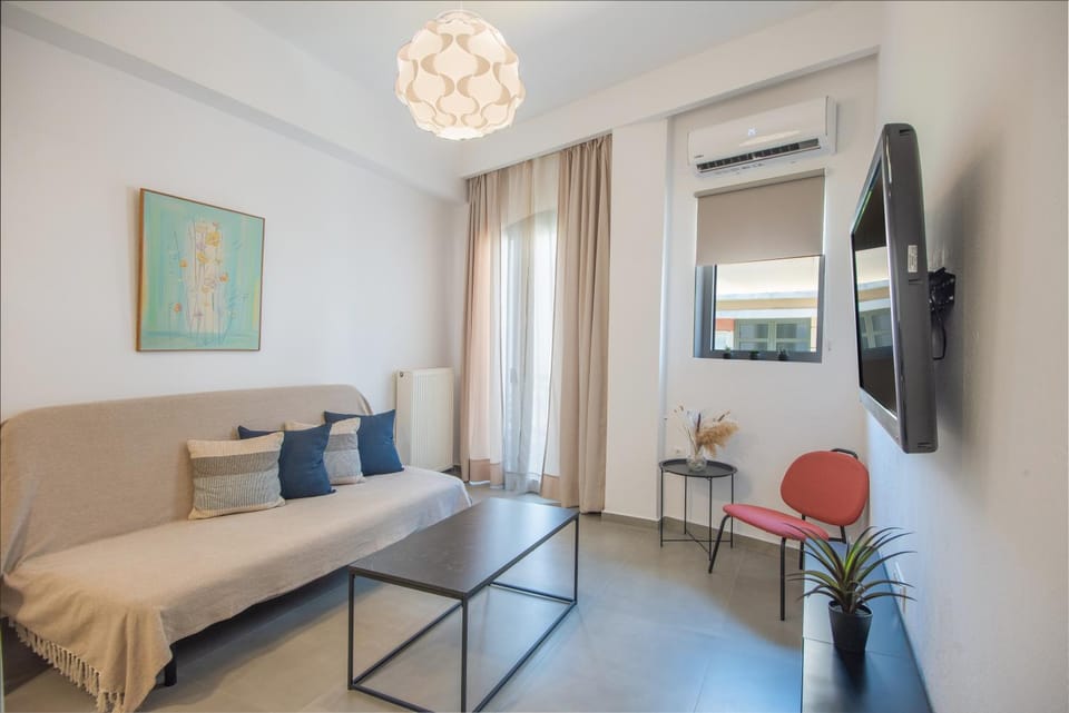 Living room, Seating area, air conditioner