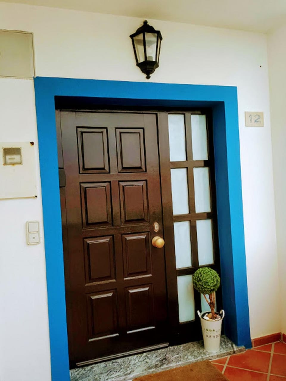 Facade/entrance