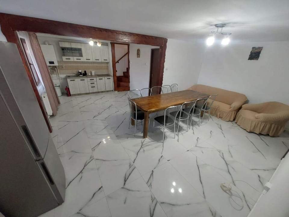 Cole si Denisa Bed and Breakfast in Cluj County