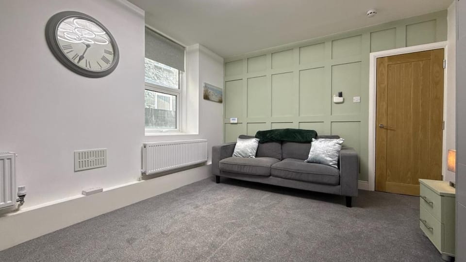 Barmouth Beach Ground Floor Studio Apartment in Barmouth