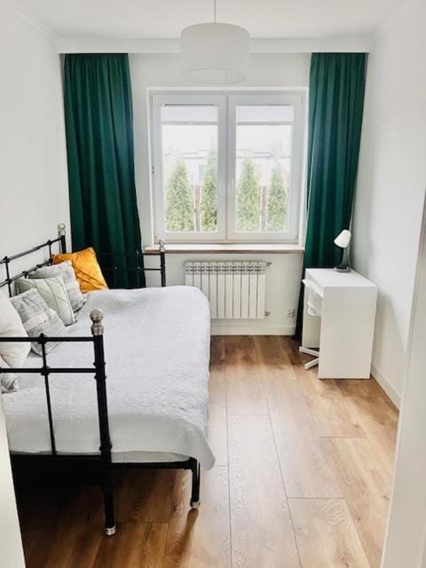 Apartament Sasankowa z bezpłatnym parkingiem Apartment in Poland
