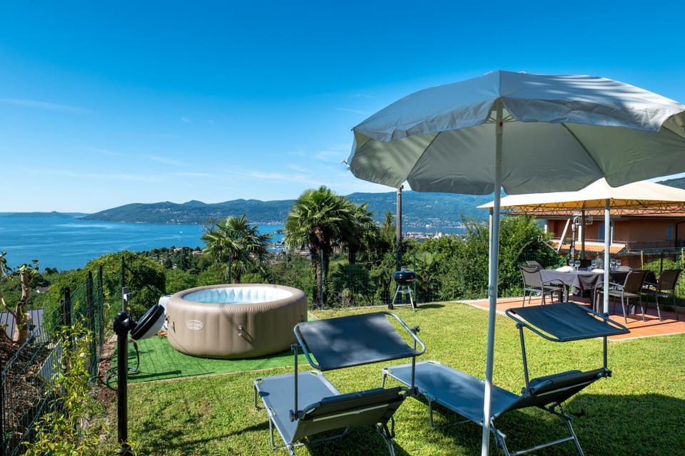 Patio, Garden view, Lake view