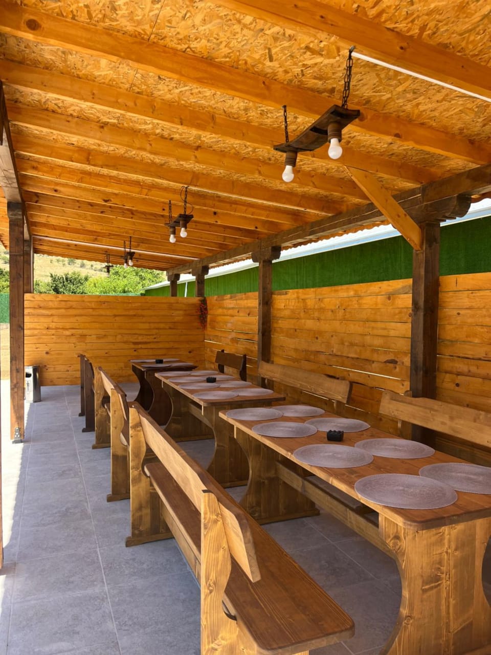 Restaurant/places to eat, Banquet/Function facilities