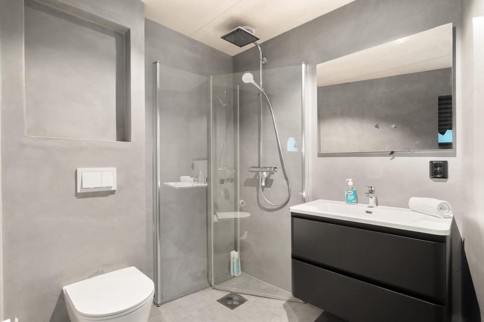 Toilet, Bathroom