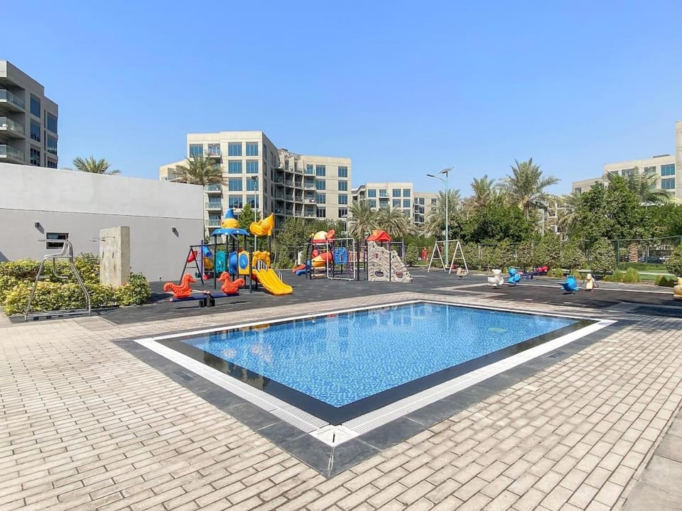 FIRST CLASS 1BR Elegant Comfort Awaits Apartment in Dubai