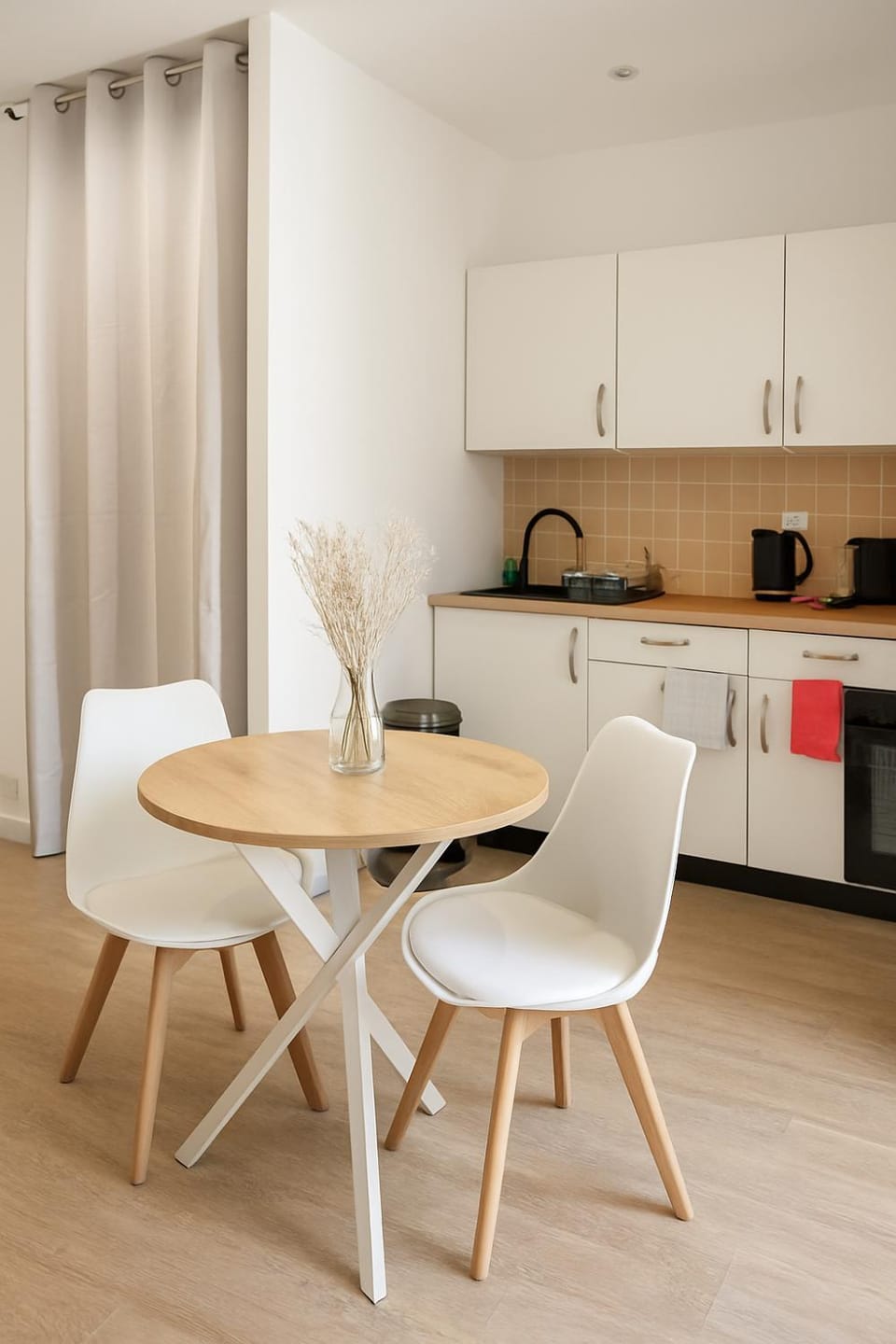 Coffee/tea facilities, Kitchen or kitchenette