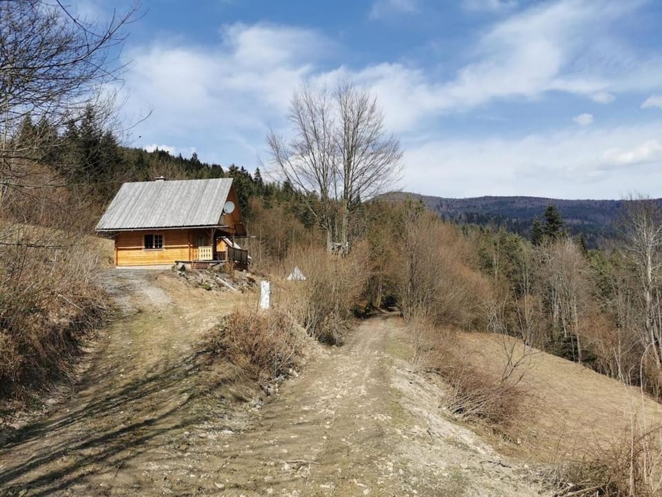 Hope Mountain Escape Poland, Wooden Cabin Cabin in Lesser Poland Voivodeship