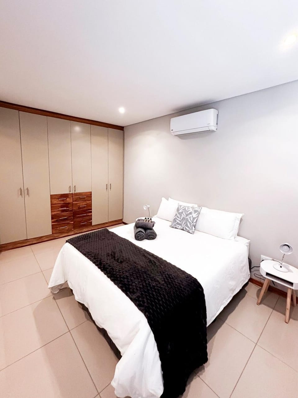 Bed, Photo of the whole room, Bedroom, towels, wardrobe, air conditioner