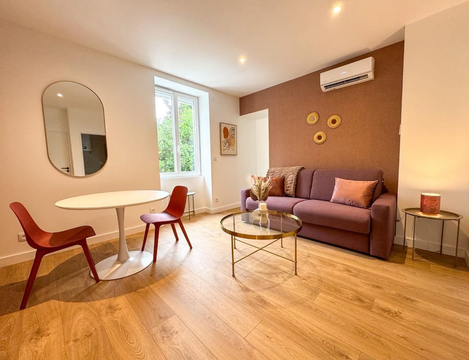 Cosy purple - Carré de soie- Medipôle - Astroballe Apartment in Villeurbanne
