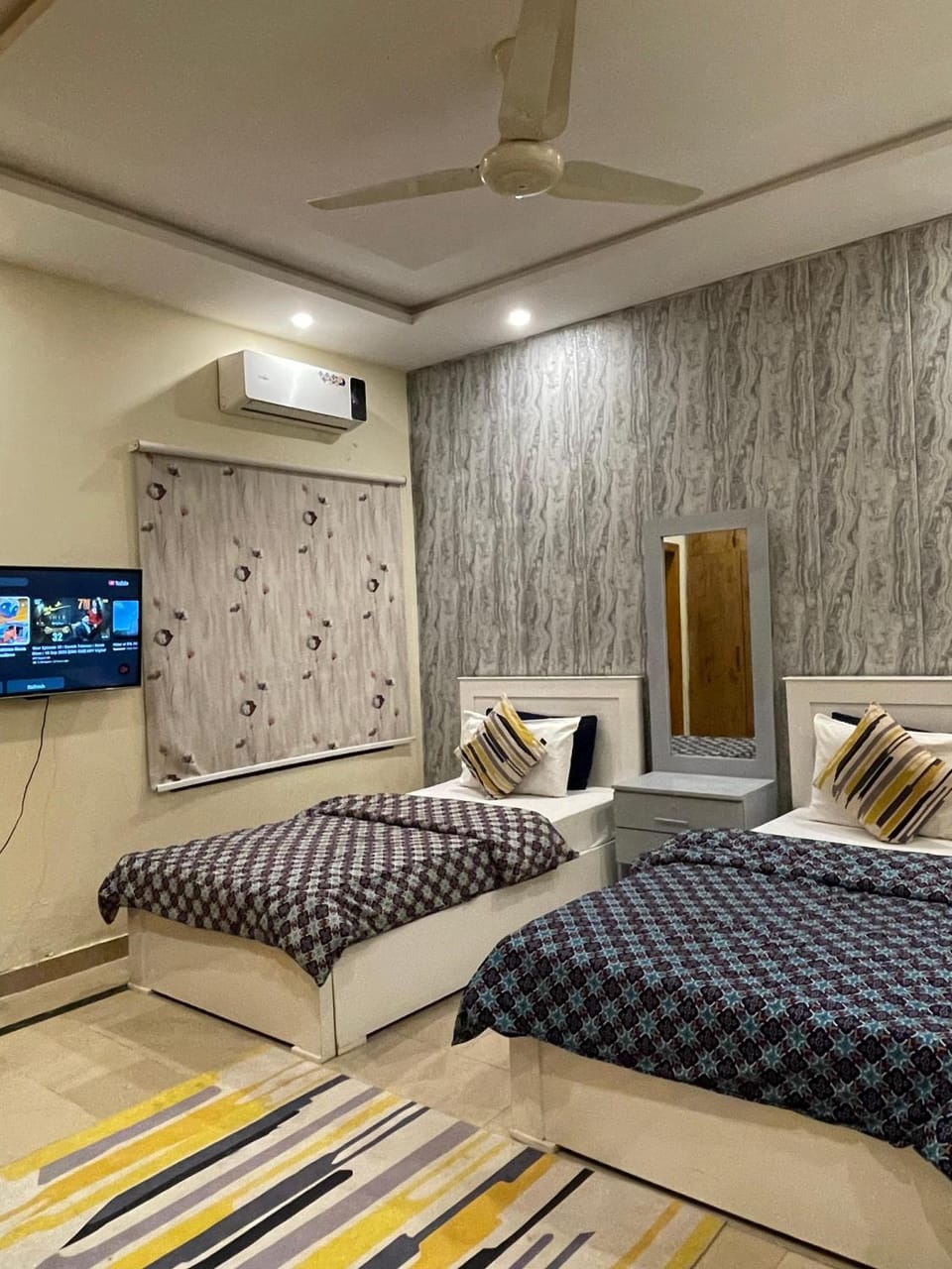 Bed, TV and multimedia, Bedroom, air conditioner