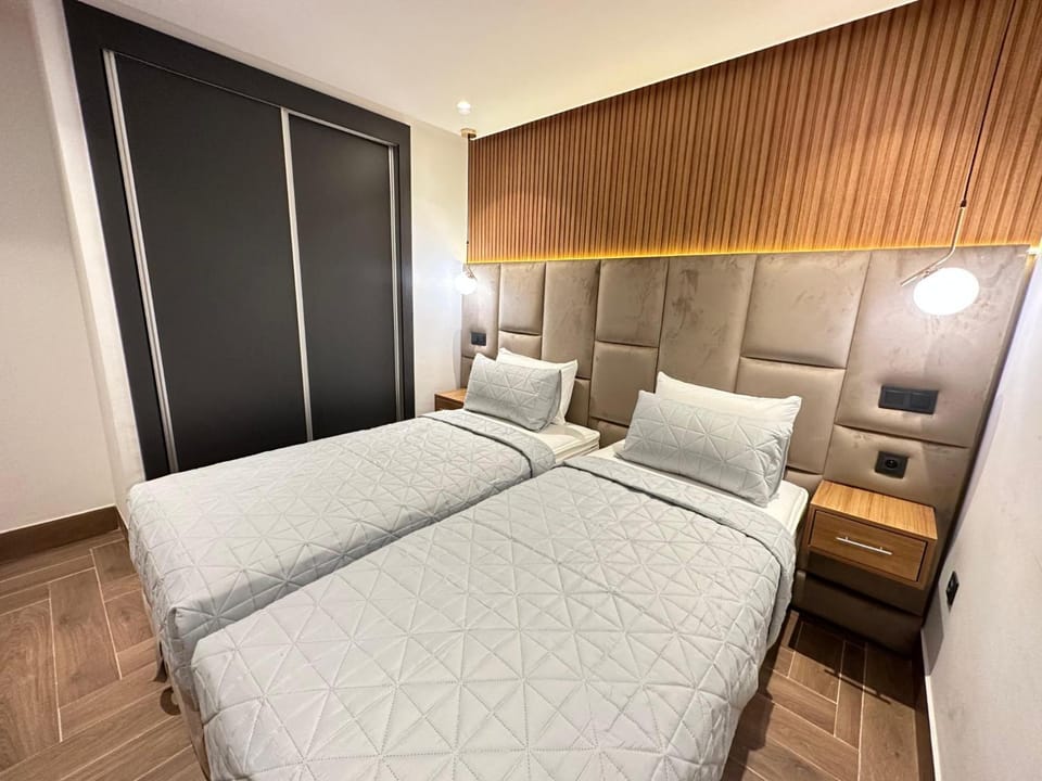 Bed, Photo of the whole room, Bedroom, wardrobe