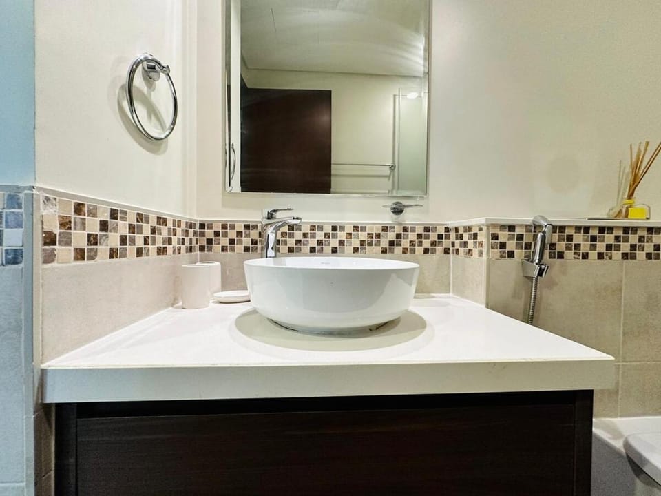Elite & Classy Furnished and Exquisite Living Room Apartment in Dubai