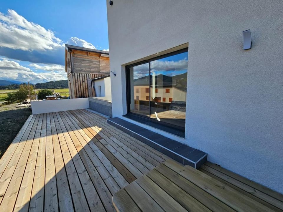 Day, Natural landscape, View (from property/room), Balcony/Terrace