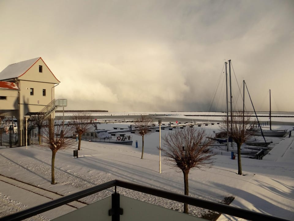 Natural landscape, Winter, Lake view