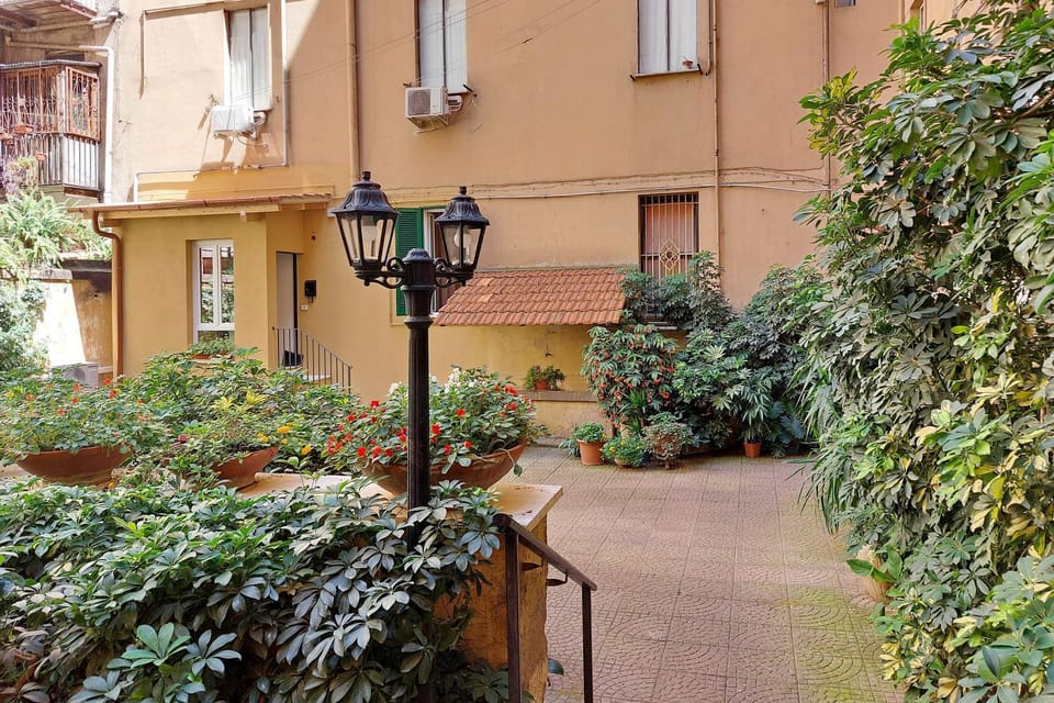 Inner courtyard view