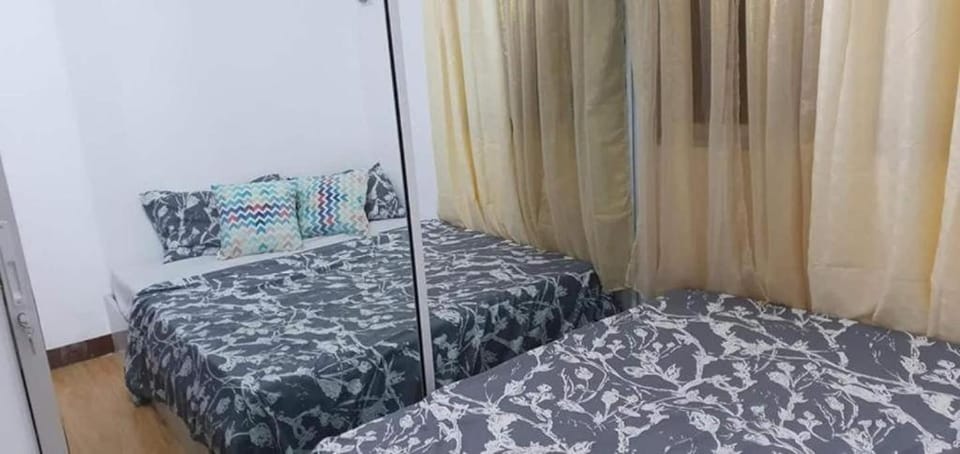 Near SM Lanang & Samal Wharf - 2BR Condo Davao - Netflix Apartment hotel in Davao City