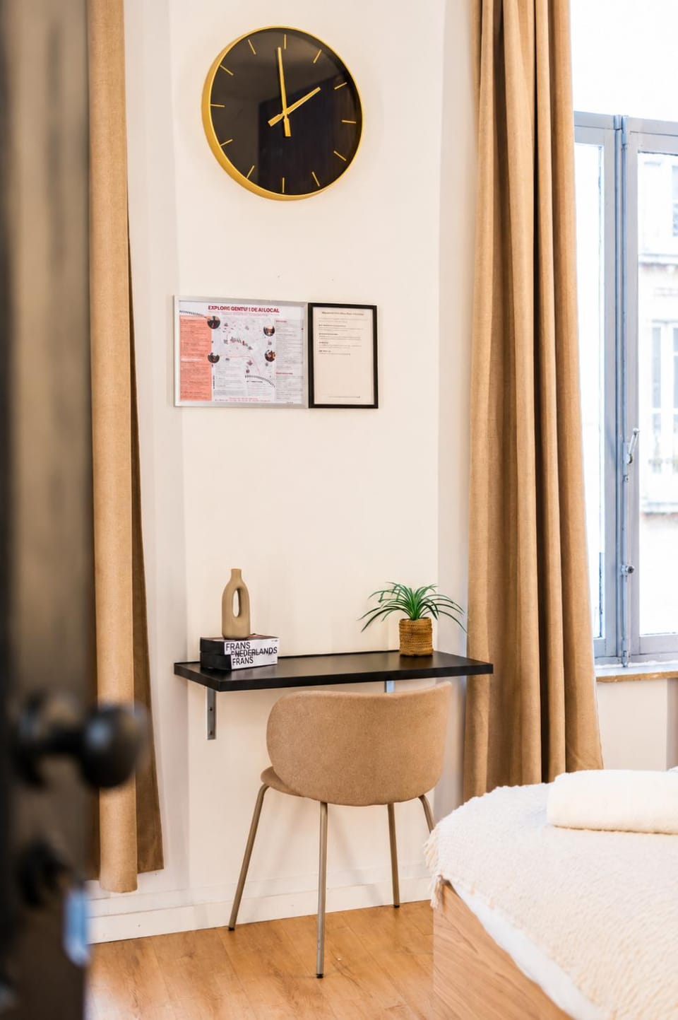 Bed, Bedroom