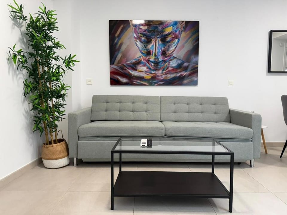 Central and bright beach apartment Apartment in Fuengirola