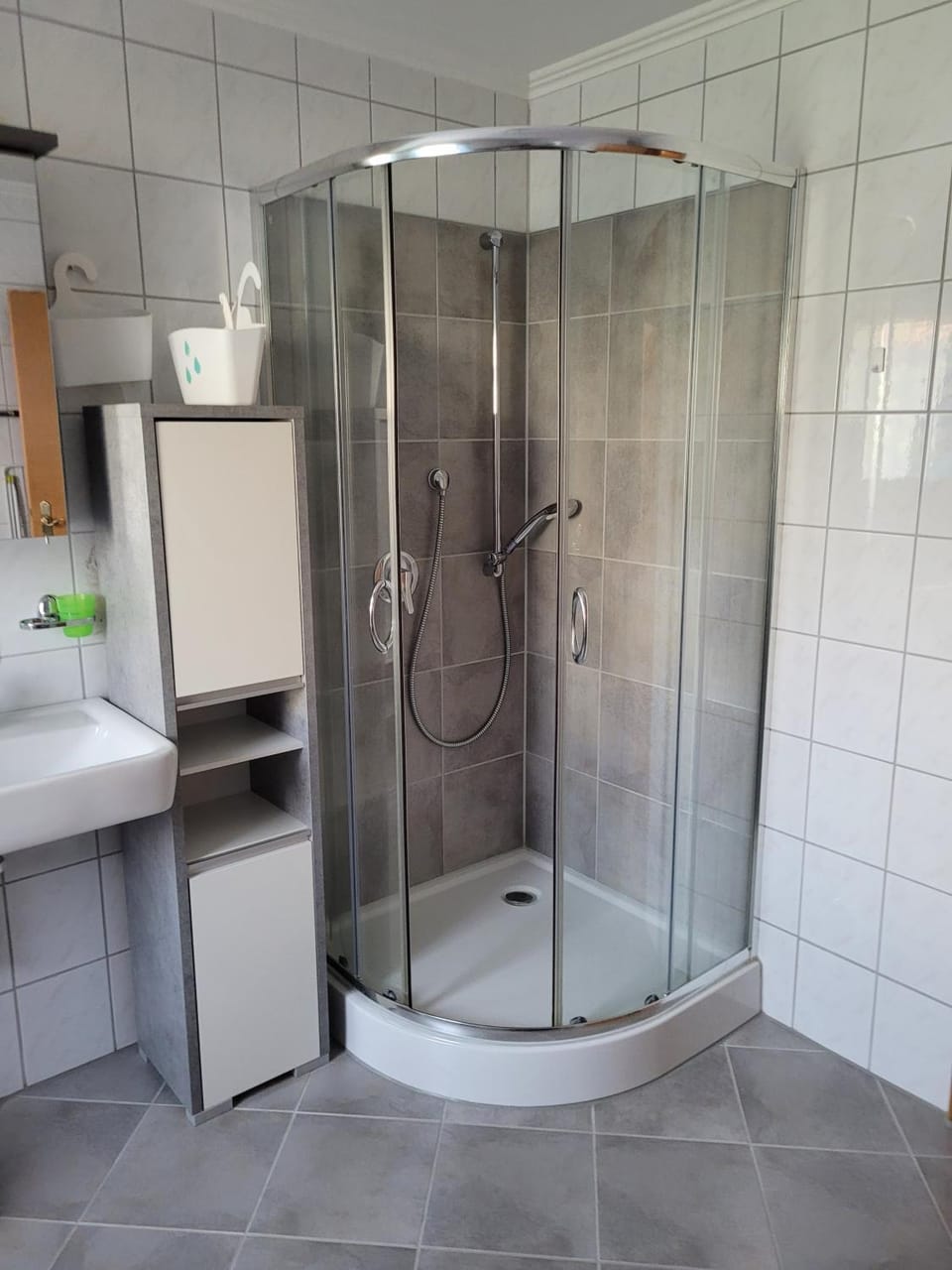Bathroom, Living room