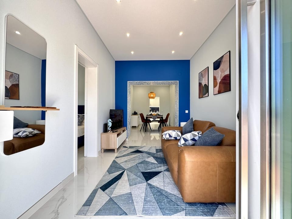 Communal lounge/ TV room, Living room