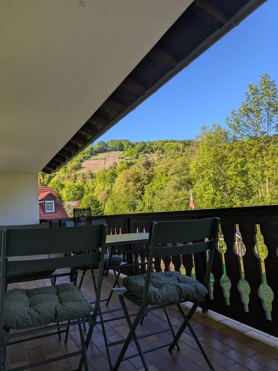 View (from property/room), Balcony/Terrace, Mountain view