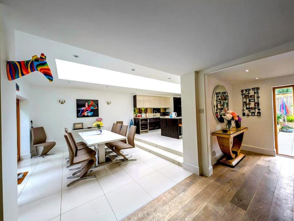 Rainbow's End House House in Cherwell District