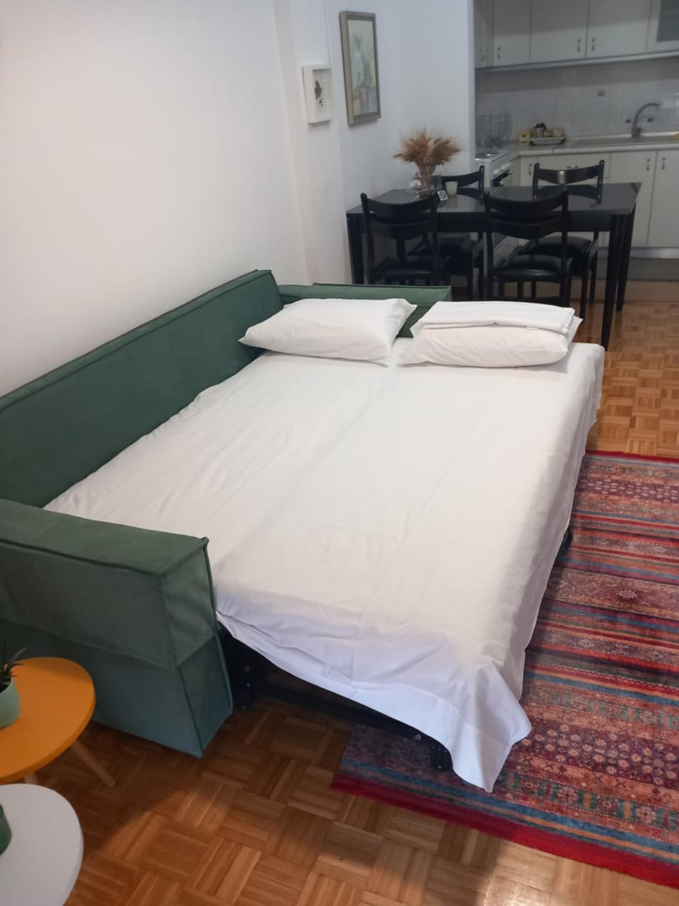 Bed, Living room, Seating area