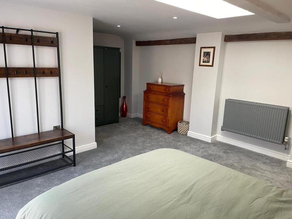 Apartment close to Belvoir Castle, Bottesford, pet friendly Apartment in South Kesteven District