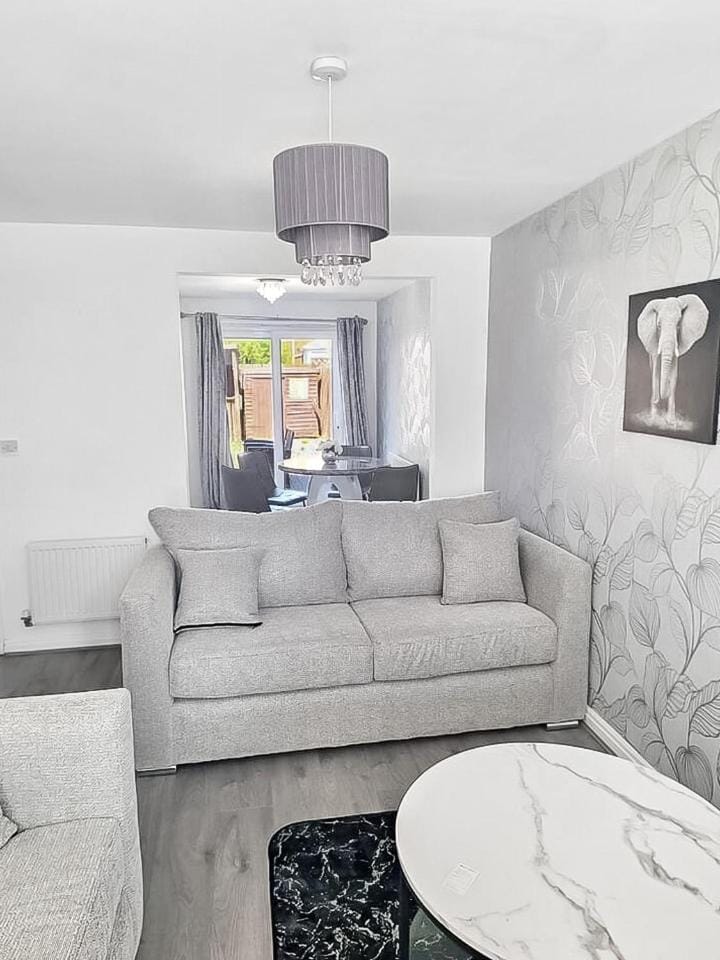 Living room, Seating area