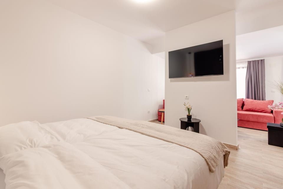 TV and multimedia, Bedroom